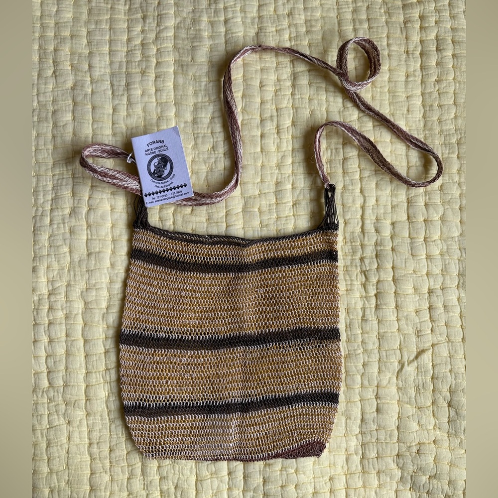 NWT Handmade Panamanian Woven Crossbody Bag in Tan and Brown